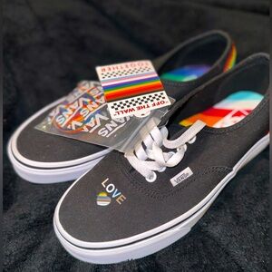 Vans Pride Collection New Love is Love Shoes Men Rainbow Black! Unisex